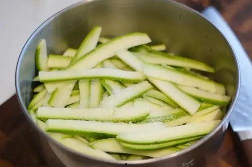 吃中药时期可以吃瓜吗,瓜果食用指南