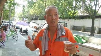 下乡吃瓜路人视频,揭秘田间地头的热闹吃瓜现场