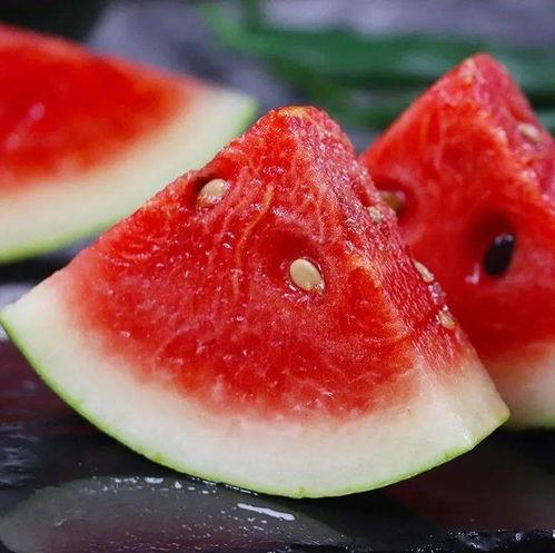 找网友吃瓜,揭秘网络“吃瓜”背后的故事