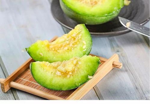 山西离石吃瓜  第2张